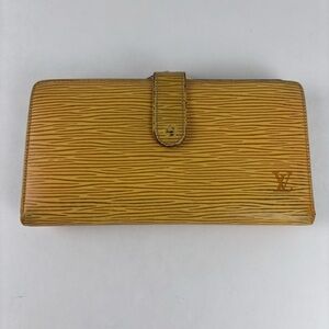 Louis Vuitton Vintage Epi Leather French Purse Wallet Yellow/Purple Kiss-Lock